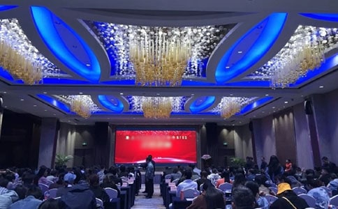 �C����Y���ģ����䣩