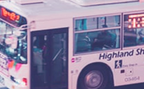 中班馬路上的公共汽車教案