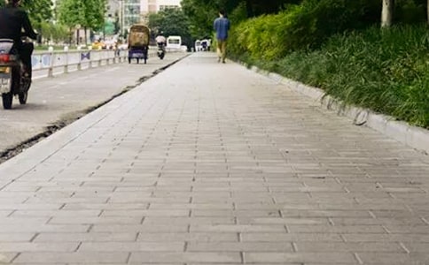 ���е���(y��u)������