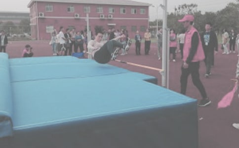 ���ߵļ��͸�