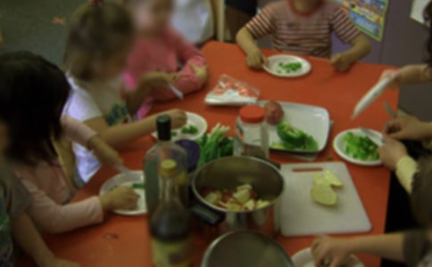幼兒園小班兒歌教案:漱口