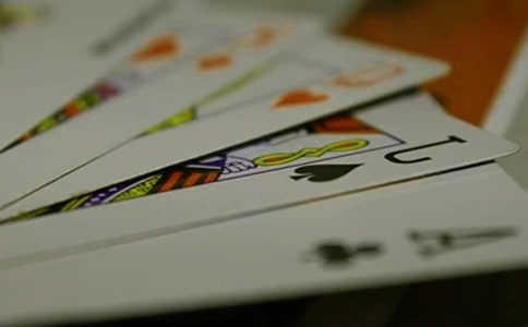 小班黃豆寶寶變魔術教案