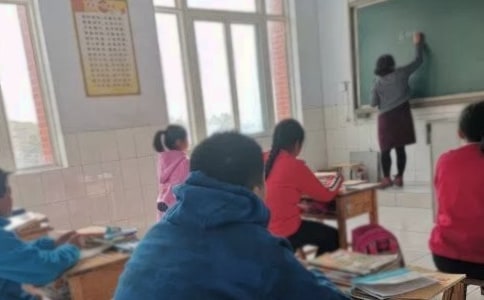 �W����Ŀ������