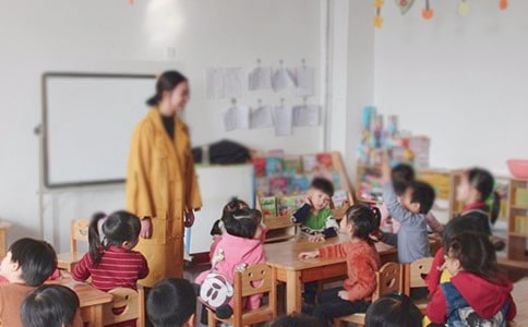 幼兒園青年教師奮斗演講稿范文